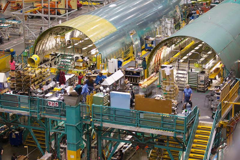 Illustration for article titled The Stunning Factory Porn Of Aircraft Assembly Lines